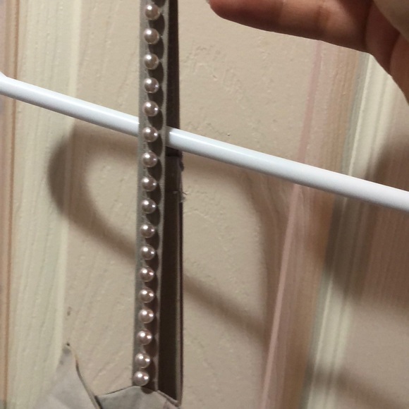 Cream lace bow dress - Picture 4 of 4